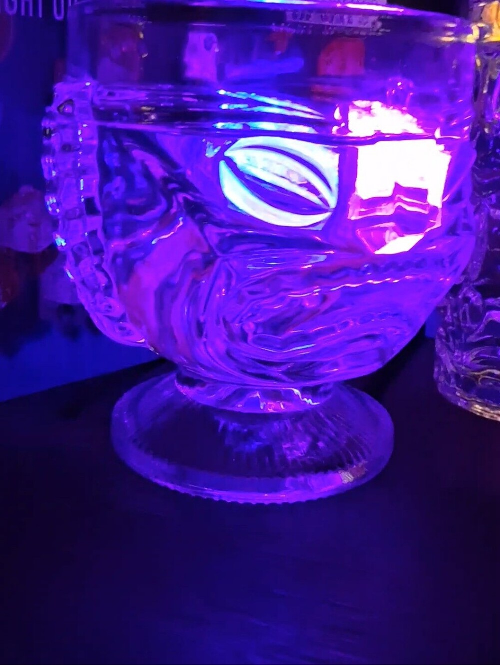 Tiki Goblet w/ Liquid Activated Ice Cubes